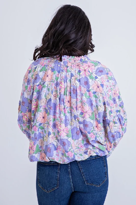 Floral Vneck Button Top