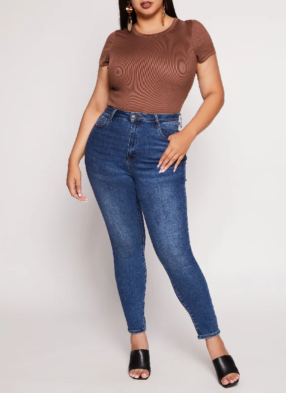 Plus Size Daisy Ribbed Crew Neck Bodysuit