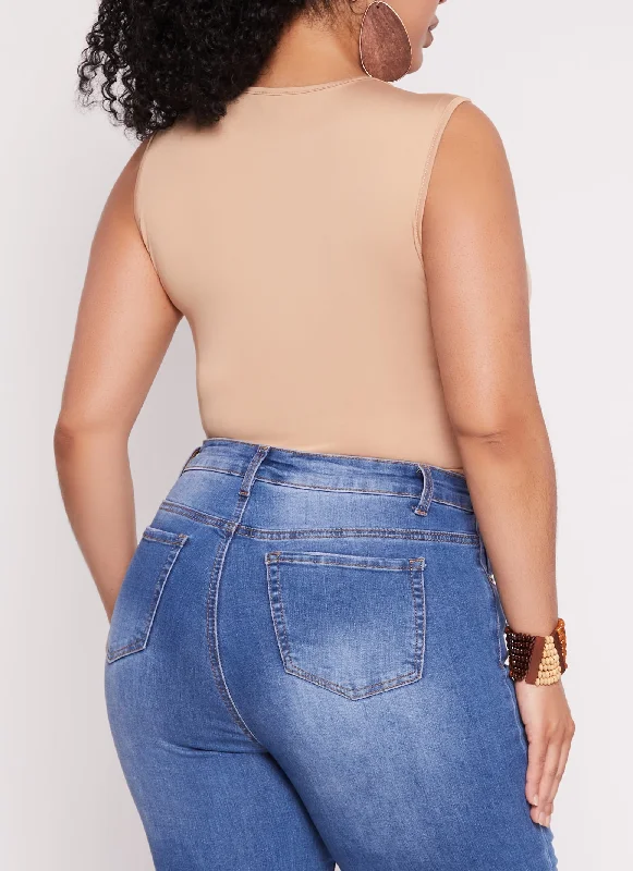 Plus Size Daisy Seamless Crew Neck Bodysuit